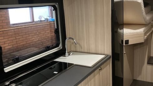 Langkofel – 4p Sun Living semi-integrated from 2023