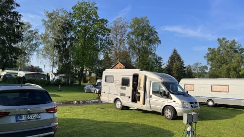 Narrow Hymer, practical and very complete