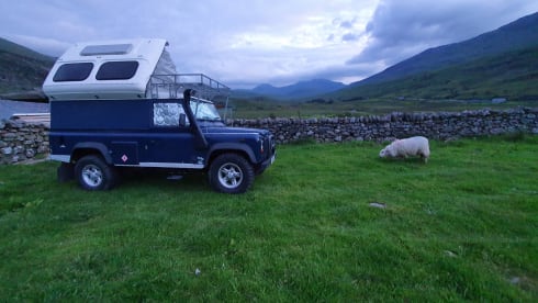 Blue Belle – Land Rover Camper for Family Camping
