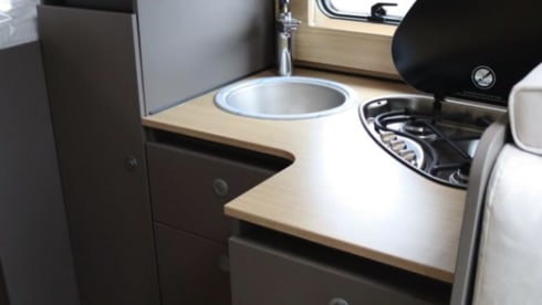 22 LMC H660G  – Tourer lift 3 persons