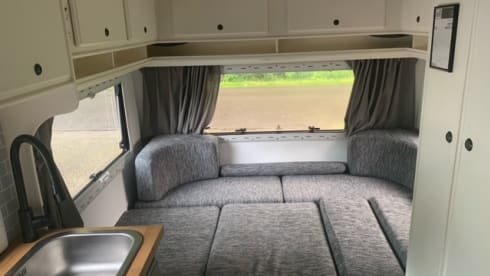 4p Eura Mobil alcove from 1992