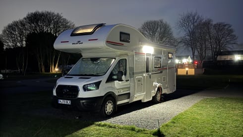 6 berth Ford Transit Roller Team 675 2021