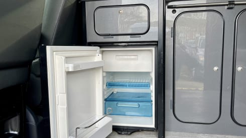 VW T6 Transporter Pop-Top Campervan