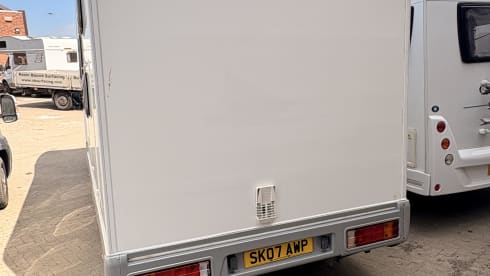 6 berth Ford Rollerteam
