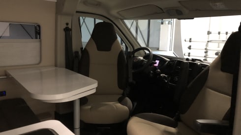 Grijs – 2p Eura Mobil bus from 2022