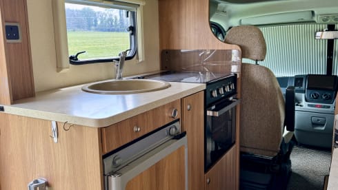 Molly – 6 berth Swift alcove from 2011