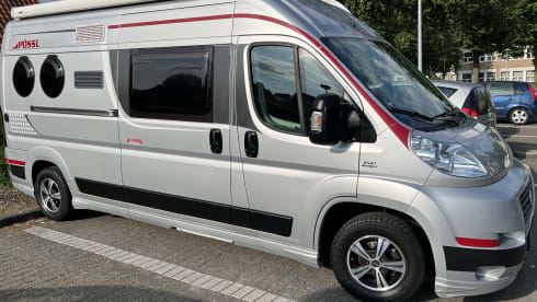Fijne compacte buscamper – 2-person Pössl bus from 2012