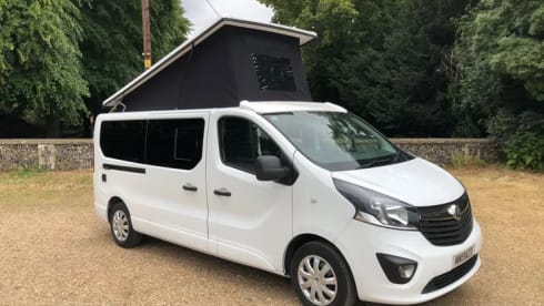 Olivia – 4 berth Vauxhall Vivaro campervan from 2019