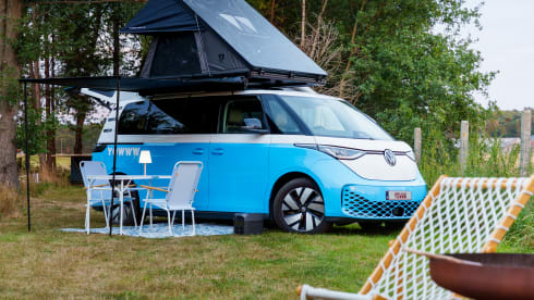 YOWWW –  E-campervan ID. Buzz