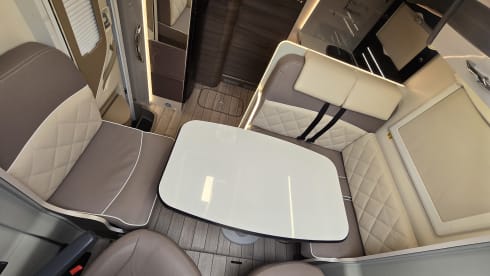 ON The Road – 6p Fiat semi-integrated uit 2021