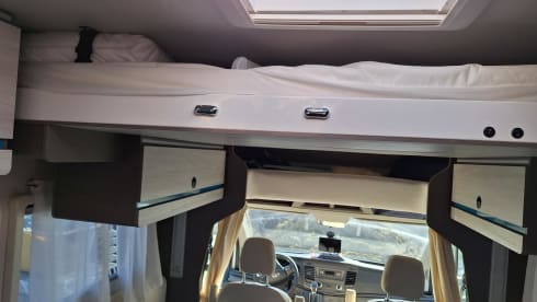 2p Ford semi-integrated uit 2024