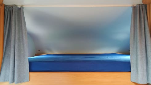 Camper Coby – 6p Bergland Alcove from 2010, especially for tall people!