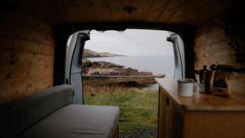 Gogh – Caledonia Camper Co. Van Gogh