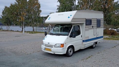 Spartaans Campertje – 3p Ford alcove from 1994