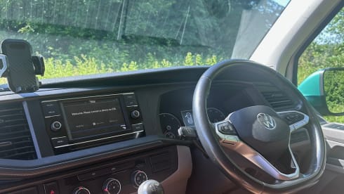 Loch & Leaf – VW Transporter T6.1 de luxe ︱Explorez l'Écosse avec style ︱Entièrement équipé