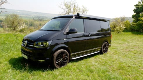 Cruisin-Camper – VW Transporter 2018 T6 – 4 berth 
