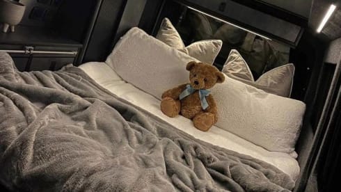 Archie – Luxury VW Campervan For Hire 