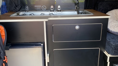 Stan – 4 berth 3 seatbelts Volkswagen campervan from 2014