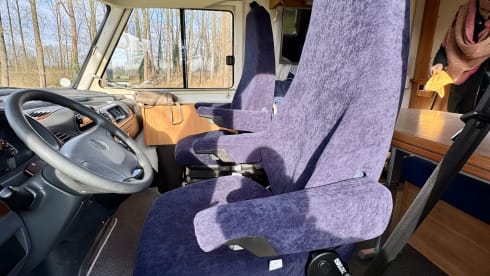 Rifora – Mercedes Hymer Starline 655 intégré 5 places