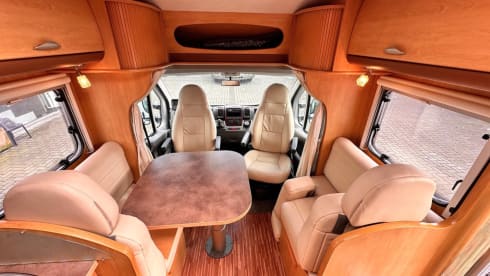 2p Pilote semi-integrated uit 2009
