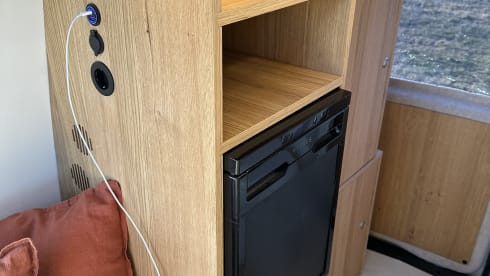 Off grid 2p VW with fixed toilet 