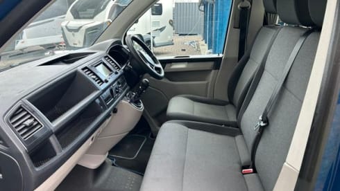 Myfanwy – All season VW T6 4 berth campervan
