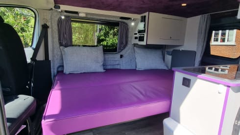 Ruth – 2 berth Renault campervan from 2016