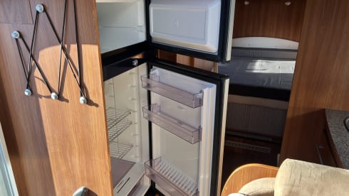 Sjors – Fiat Ducato Dethleffs Queens bed