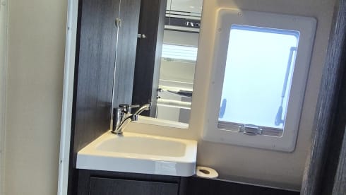 Nomad 1 – 4p Ford teilintegriert ab 2025