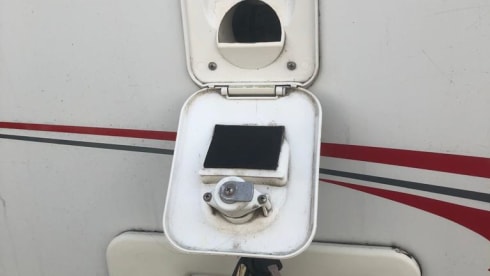 The Family Fun-Mobile – Camper completamente fuori rete / Famiglia 6 posti letto [3 zone notte separate,