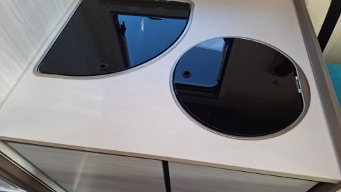 2p Ford semi-integrated uit 2024