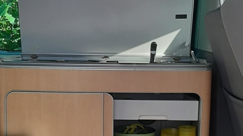 California Skyblue – Camping-car VW | 4 personnes | Portugal | kilométrage gratuit