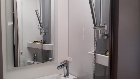 MOBI – Burstner Lyseo 690 for 4 persons