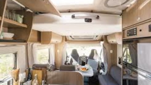 Frizz – Carado camper, bj 2020 for 4 people