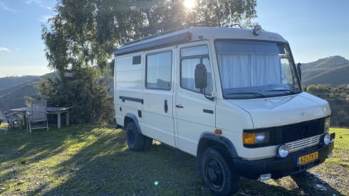 3p Mercedes-Benz bus from 1988