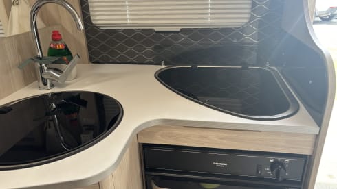 Sebby 2022 Luxury 2 berth Autotrail F68 