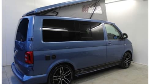 4 berth Volkswagen bus from 2019