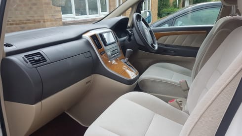 White Camper – Toyota Alphard Family Campervan for your Staycation