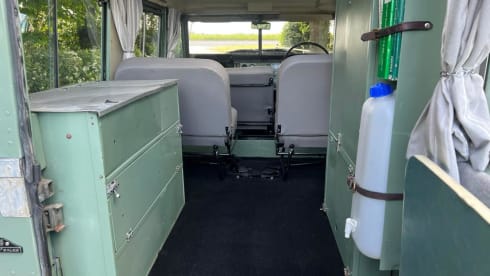 The Northumbrian Rover – 4 berth Land Rover rooftop from 1967