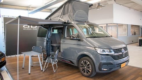 Bulli – 4p Volkswagen T6 California Ocean campervan from 2020