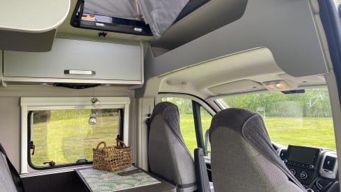 VANTastic – Weinsberg CaraTour 600MQ 2022 | 4 people