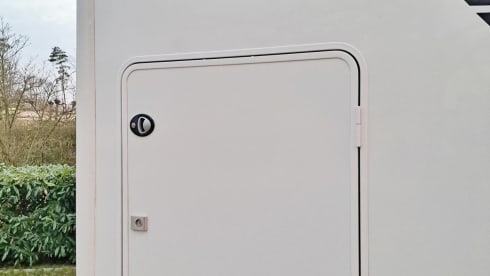 4p Benimar semi-integrated from 2023