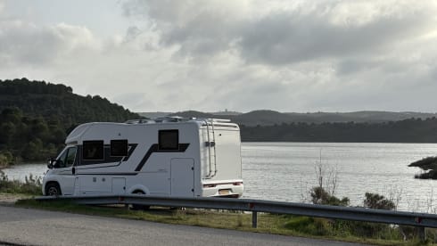 2p Adria Mobil semi-intégrée à partir de 2022