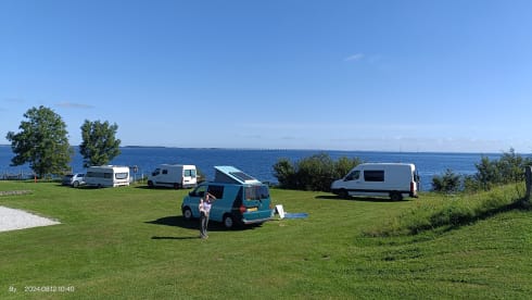 Fresh Volkswagen T5 (self-sufficient)