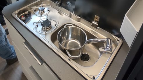 Adriaan – Adria Twin