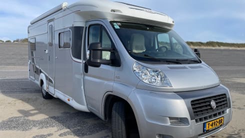 Leo – 4p LMC semi-integrated uit 2009