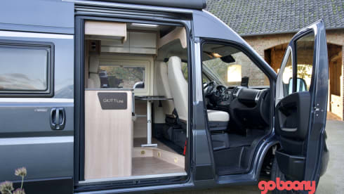 4p Giottiline bus from 2022