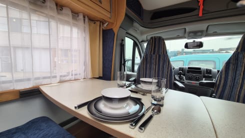 2p Chausson halbintegriert ab 2007