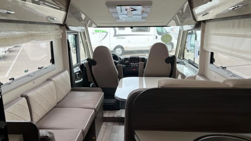 The Roamer – 6p McLouis integrated uit 2021