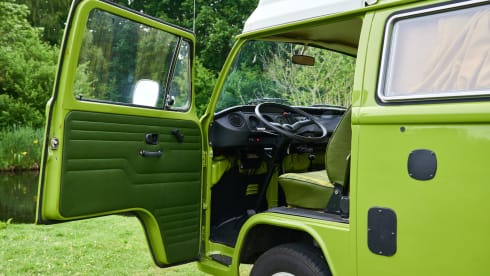 Bus California  – Volkswagen T2b, 1978